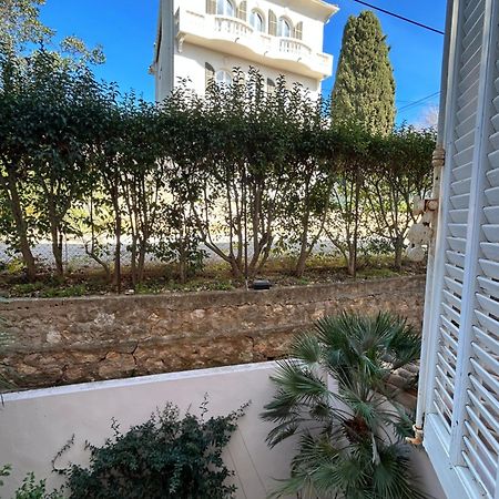 Agreable Studio Renove Avec Place De Parking Bandol Exterior foto